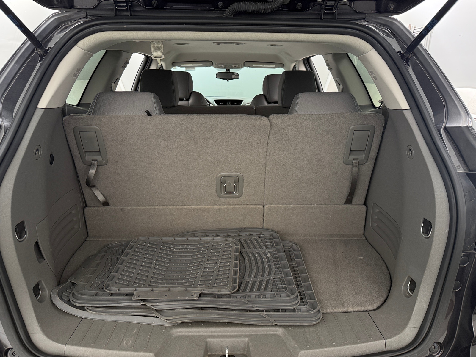 Thumbnail: 2017 Chevrolet Traverse - 7