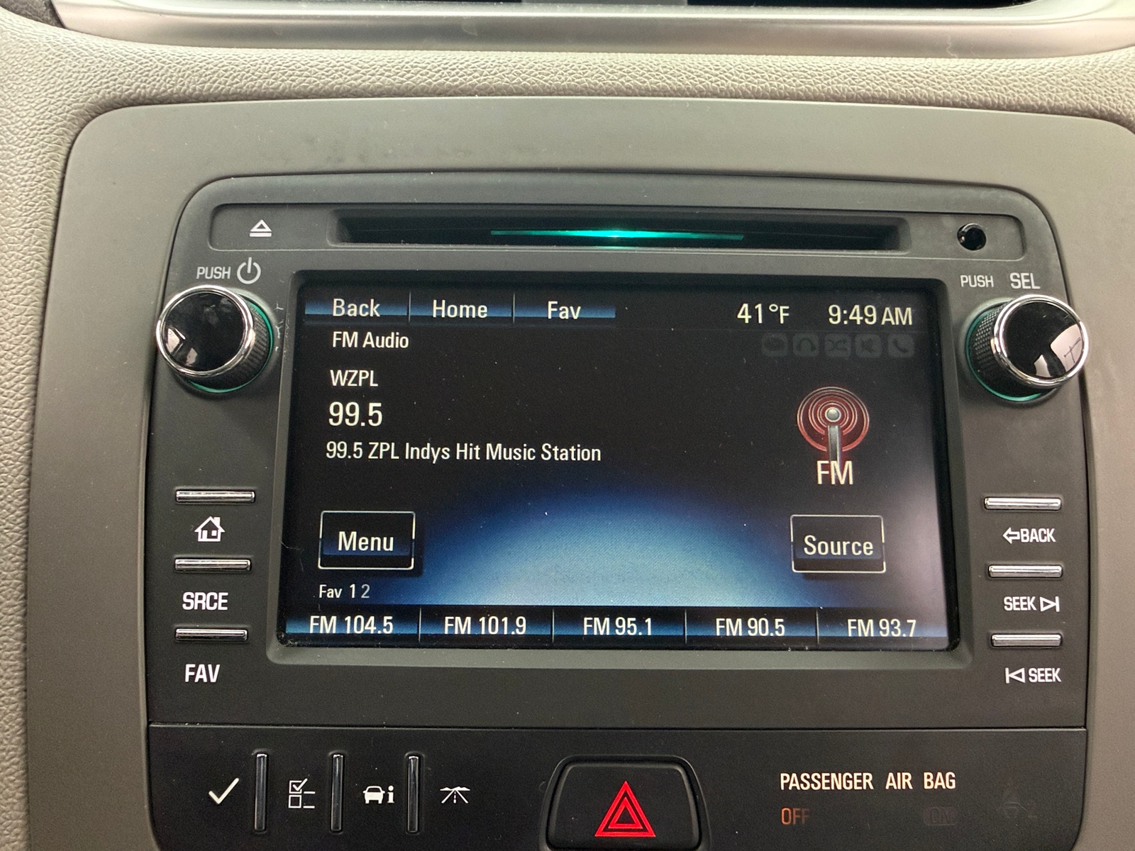 Thumbnail: 2017 Chevrolet Traverse - 4