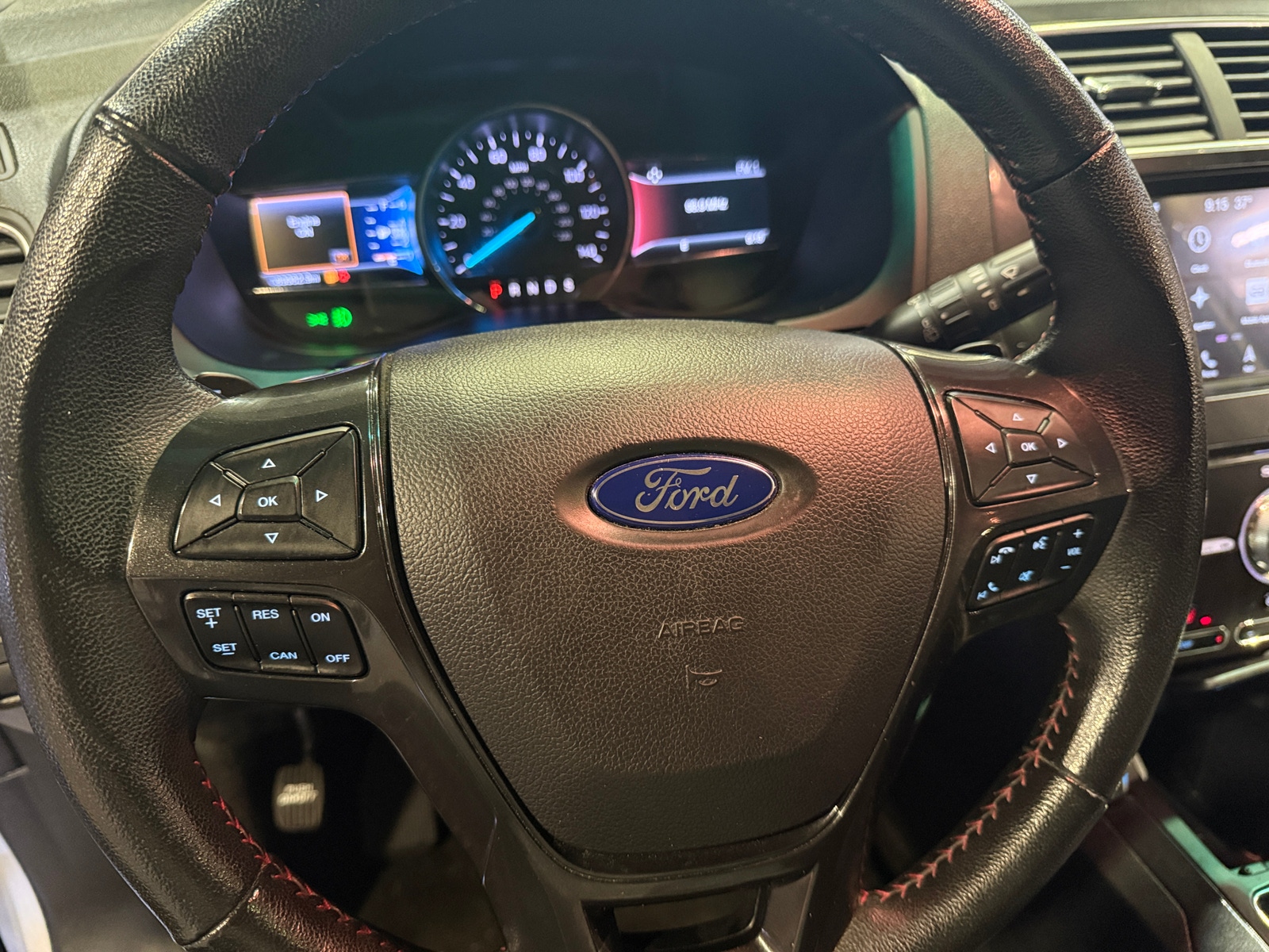 Thumbnail: 2017 Ford Explorer - 4