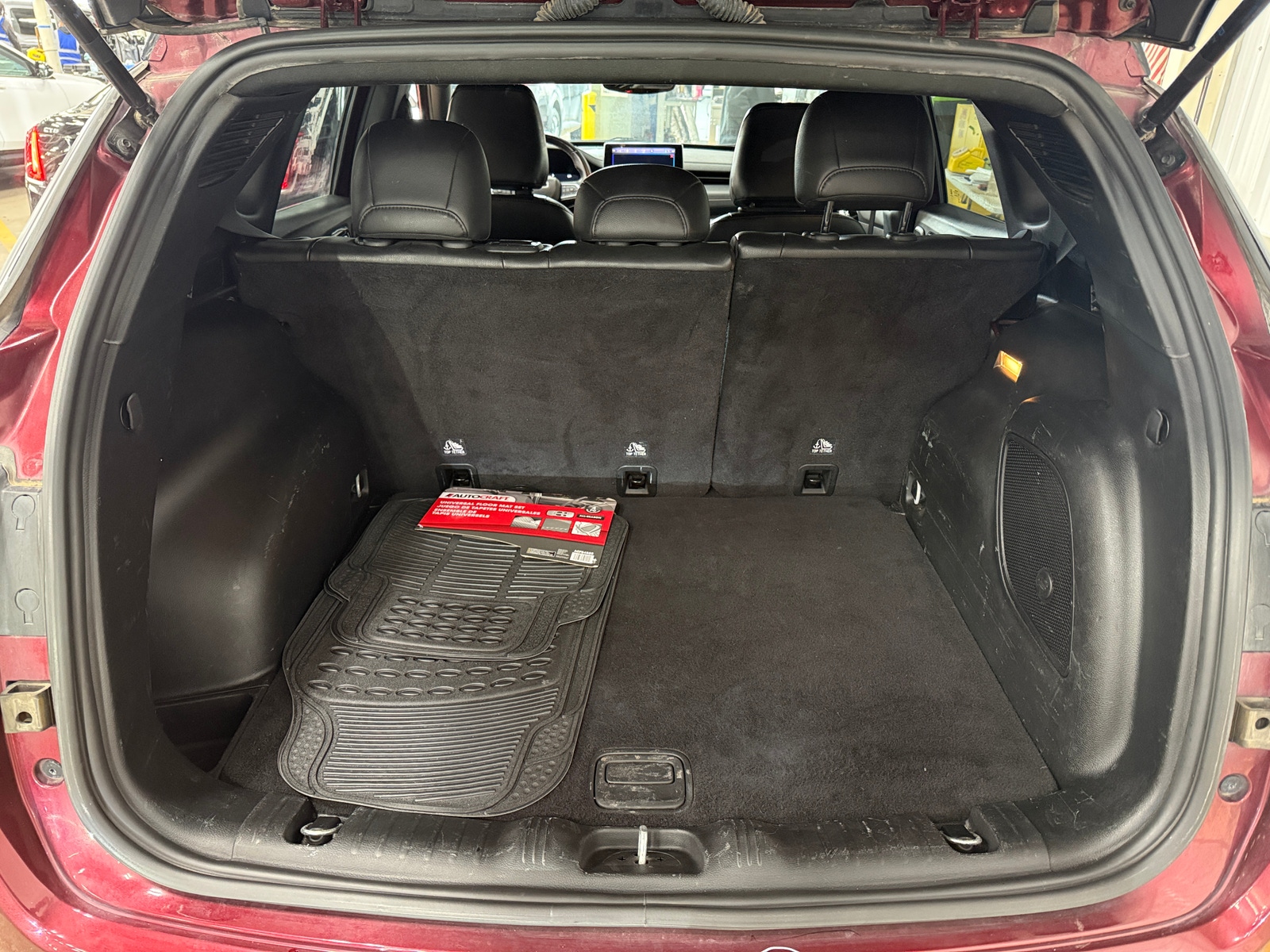 Thumbnail: 2022 Jeep Compass - 6