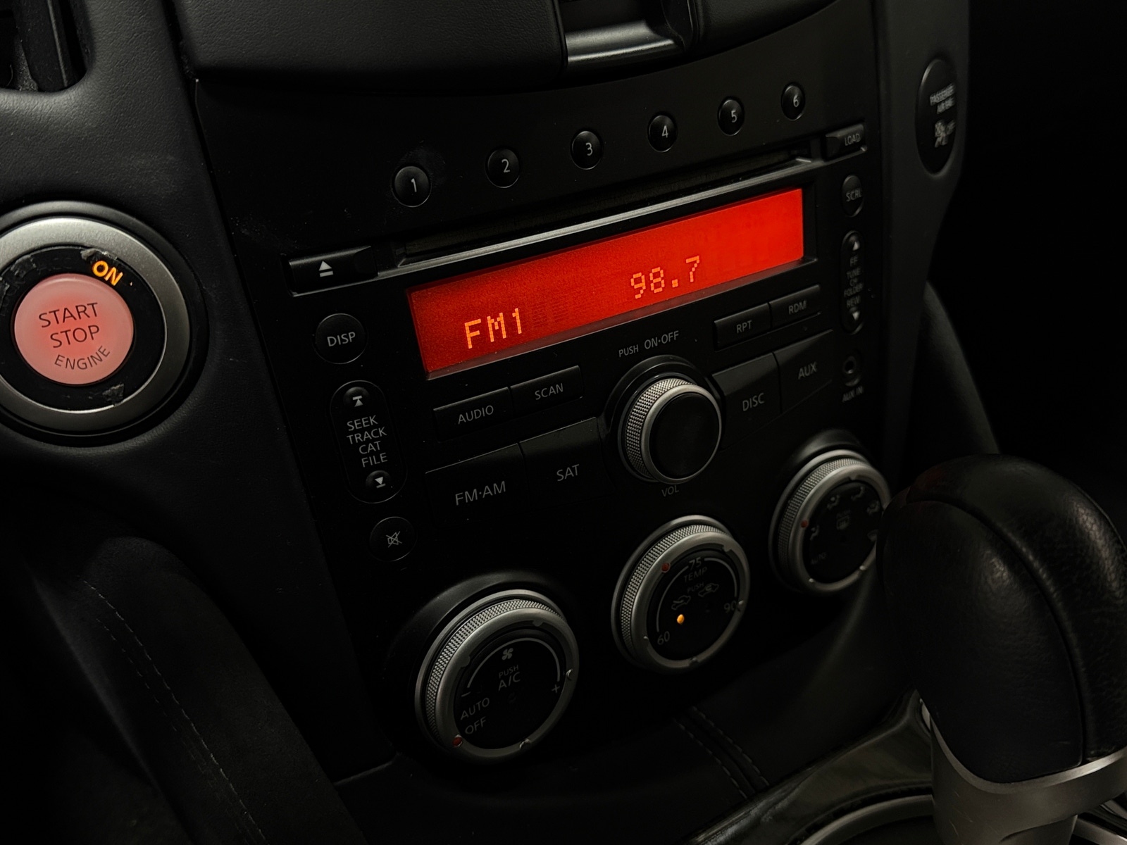 Thumbnail: 2014 Nissan Z - 3