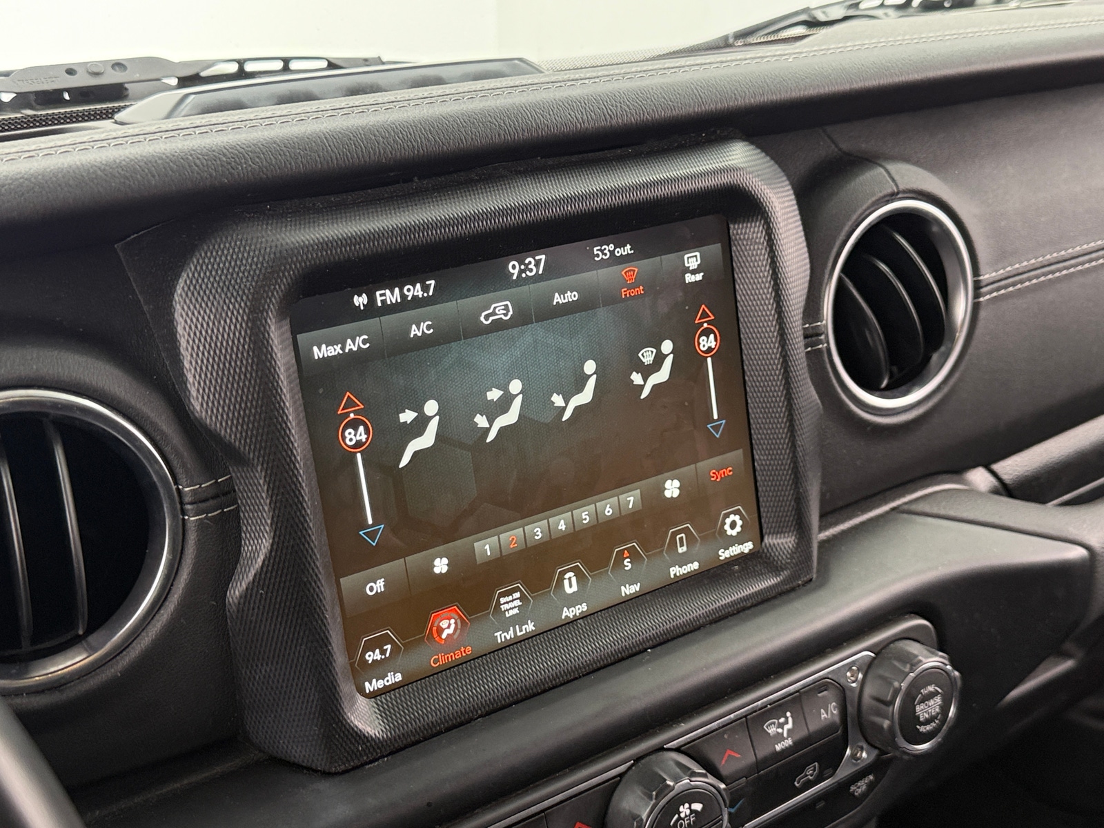 Thumbnail: 2022 Jeep Wrangler - 3