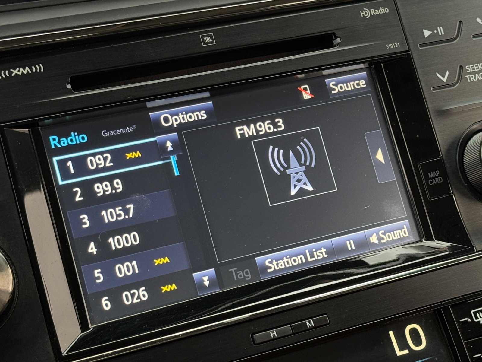 Thumbnail: 2016 Toyota Avalon - 3