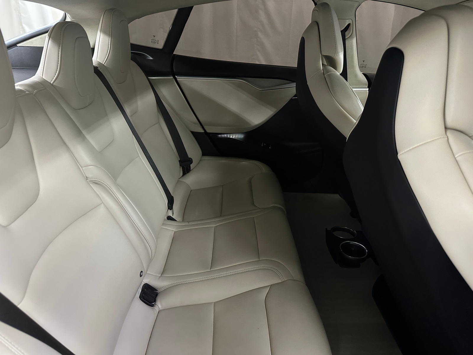 Thumbnail: 2017 Tesla Model S - 5