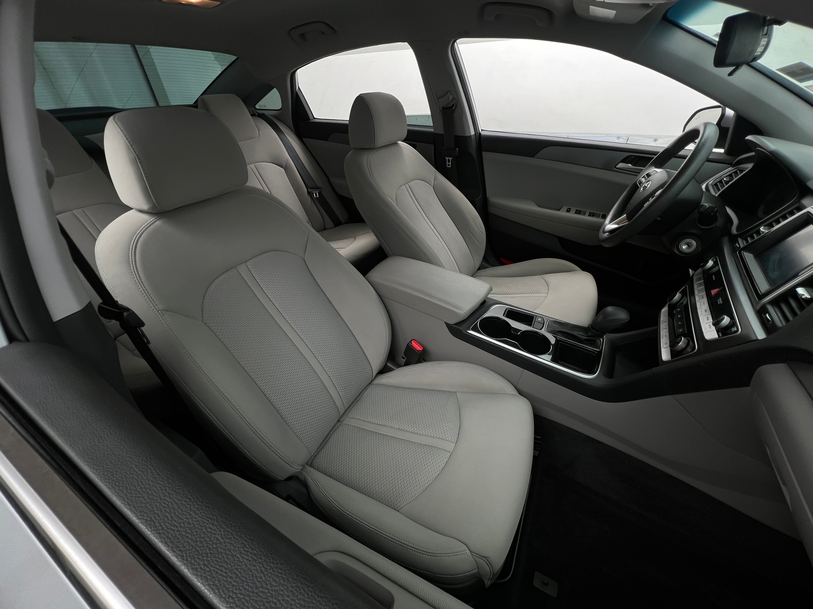 Thumbnail: 2018 Hyundai Sonata - 2