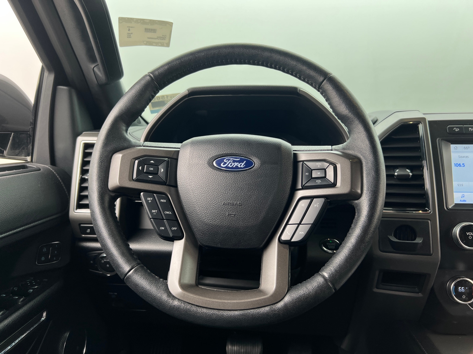 Thumbnail: 2020 Ford Expedition - 4