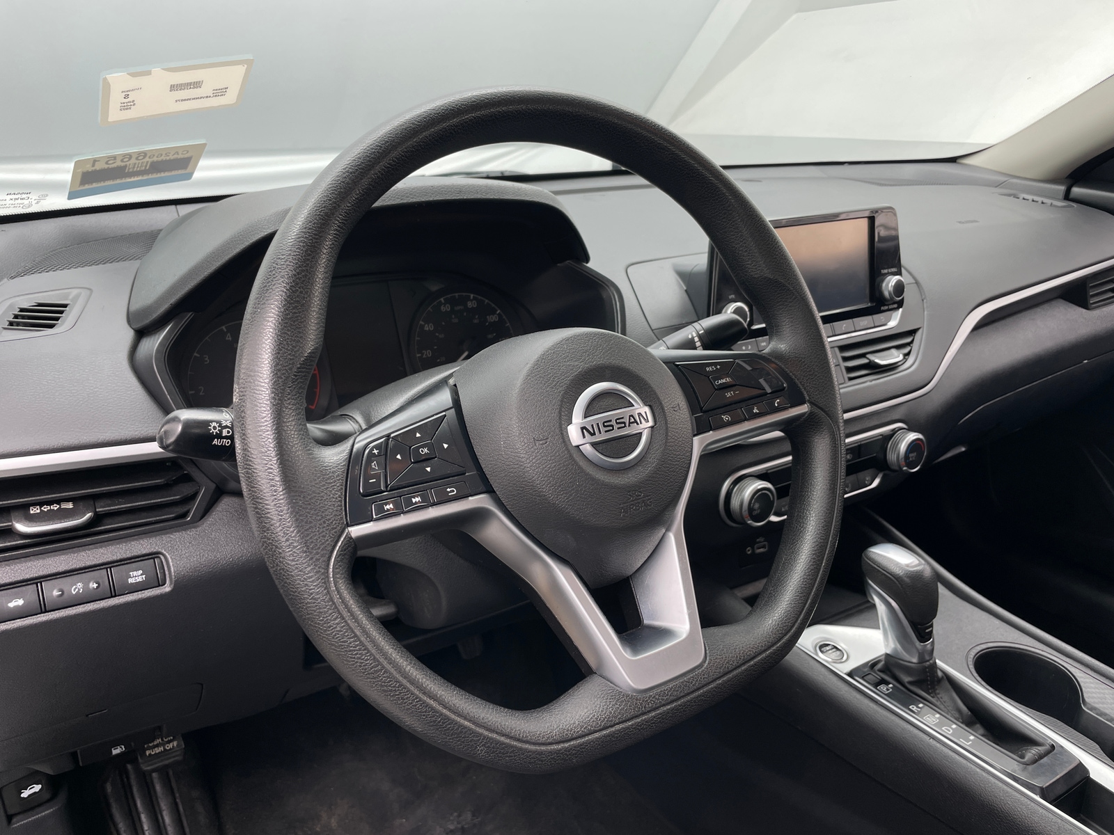 Thumbnail: 2022 Nissan Altima - 5