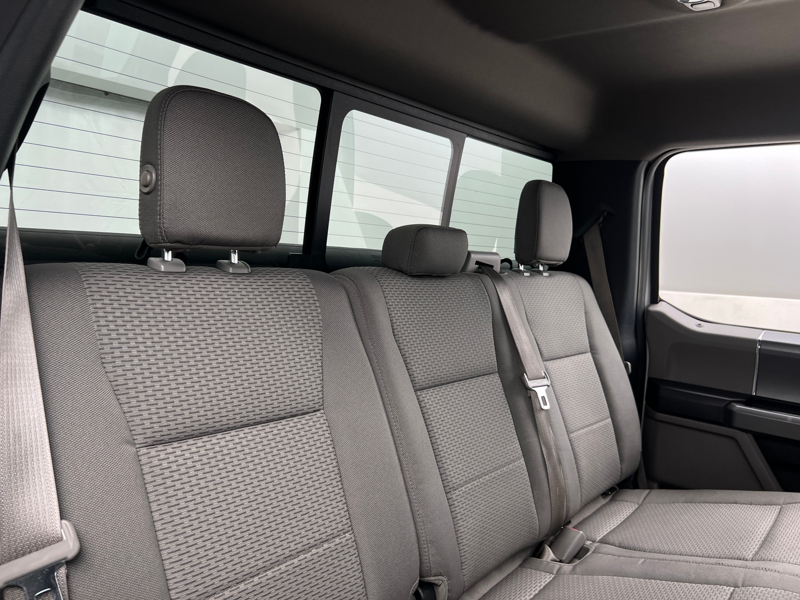 Thumbnail: 2016 Ford Econoline - 6