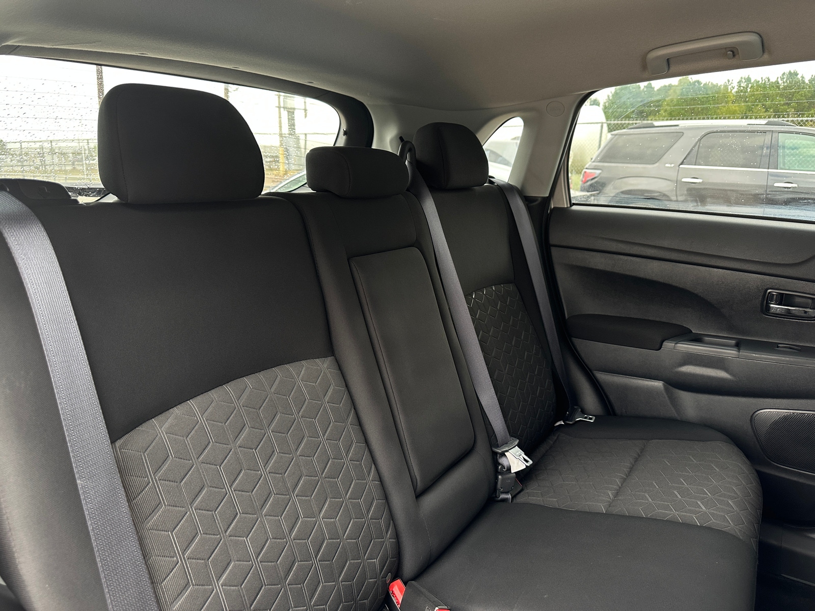 Thumbnail: 2024 Mitsubishi Outlander Sport - 6