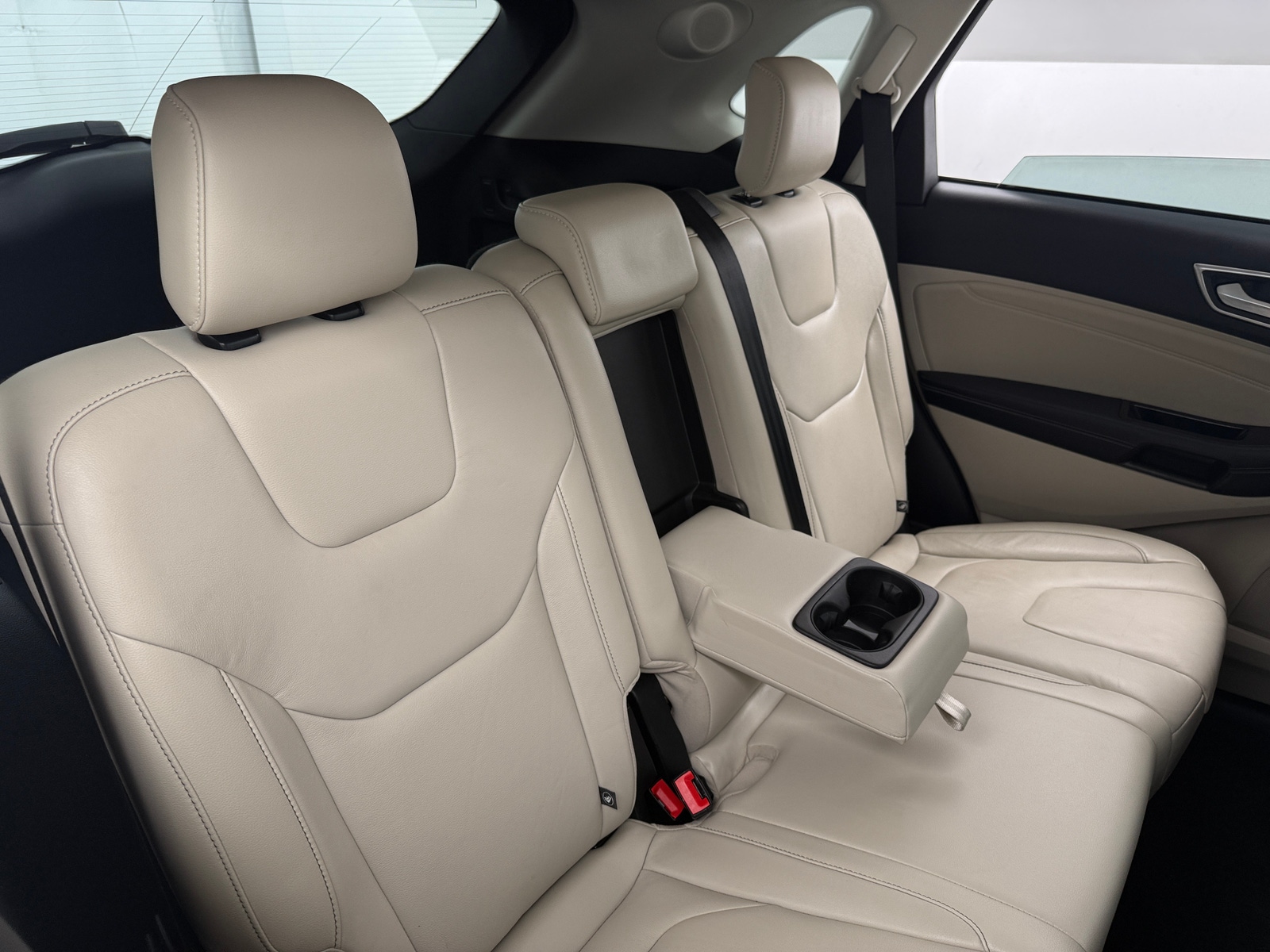 Thumbnail: 2019 Ford Edge - 5