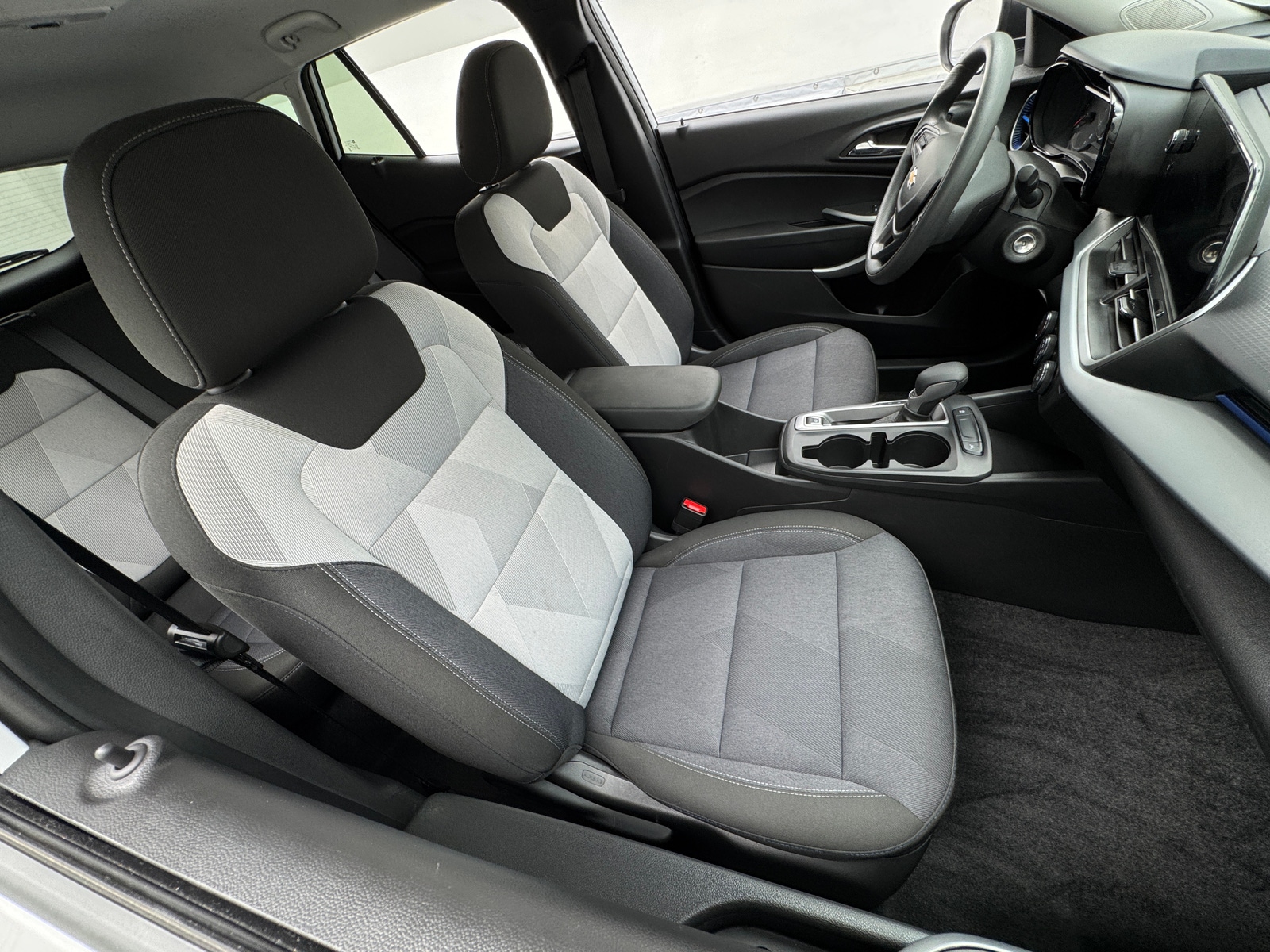 Thumbnail: 2025 Chevrolet Trax - 2