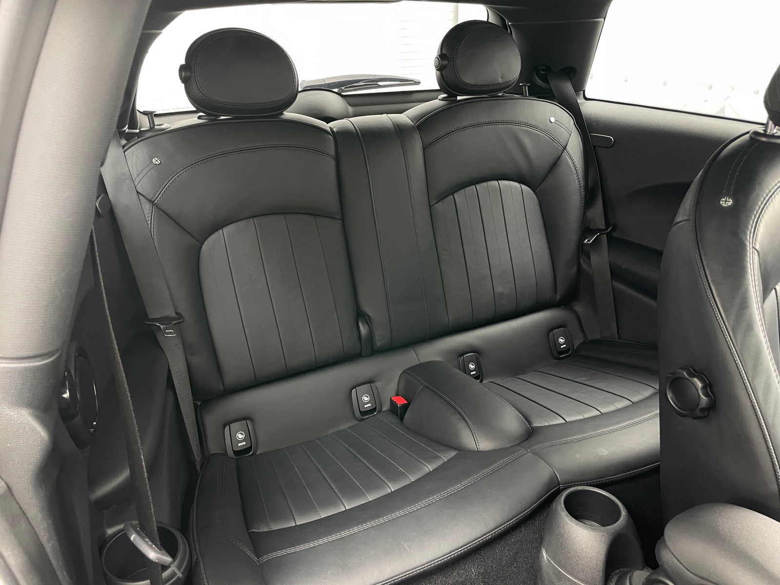 Thumbnail: 2019 MINI Cooper Hardtop - 5