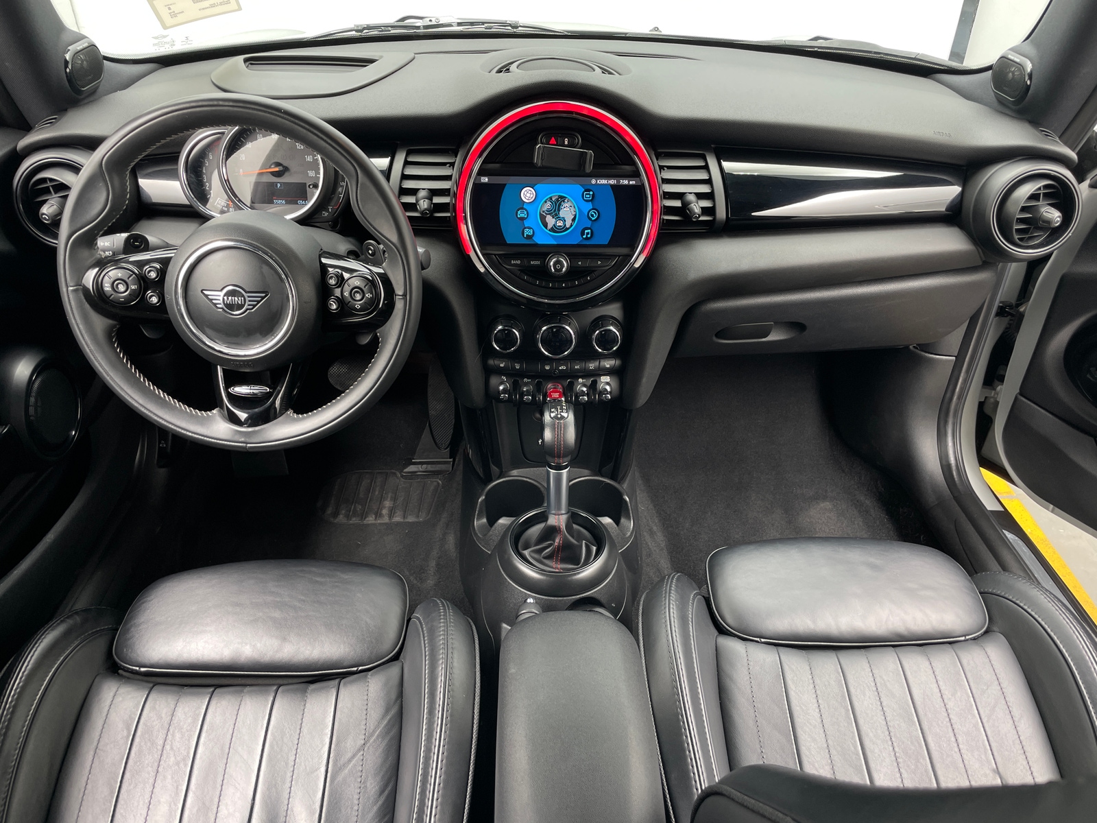 Thumbnail: 2019 MINI Cooper Hardtop - 2