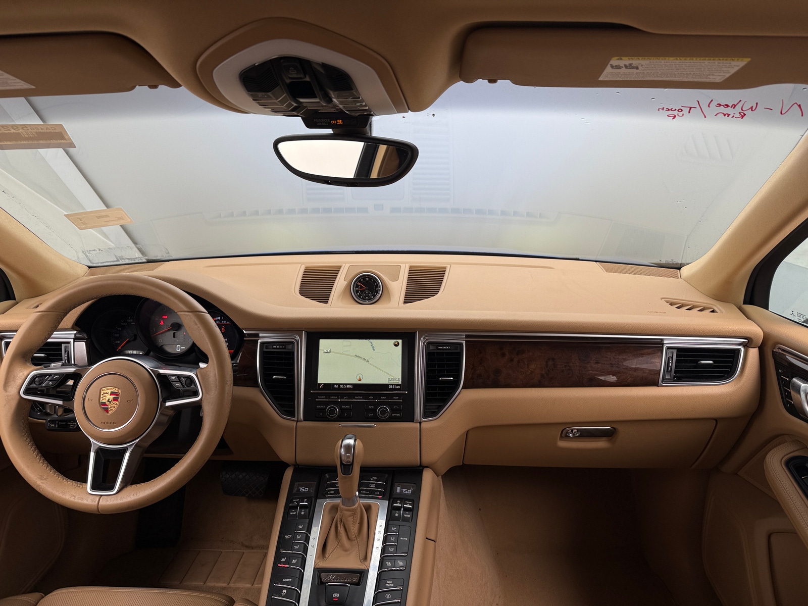 Thumbnail: 2015 Porsche Macan - 2