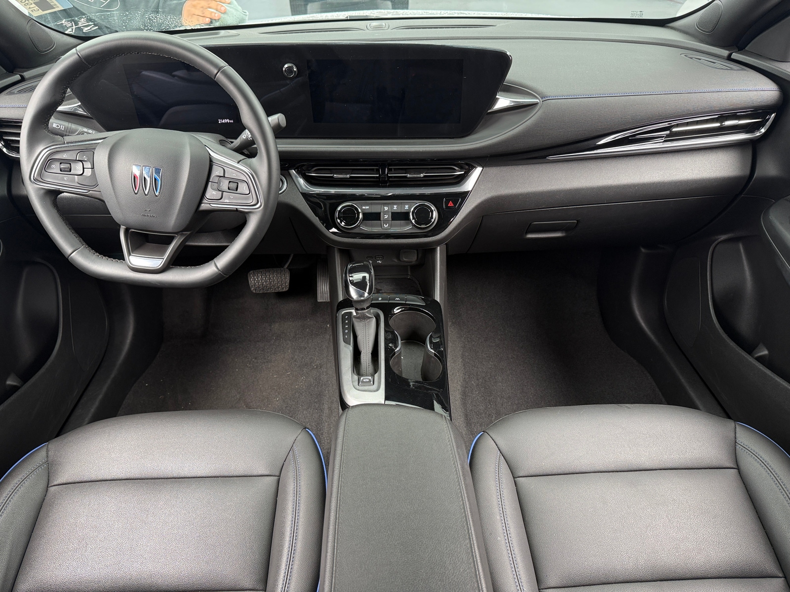 Thumbnail: 2025 Buick Envista - 3