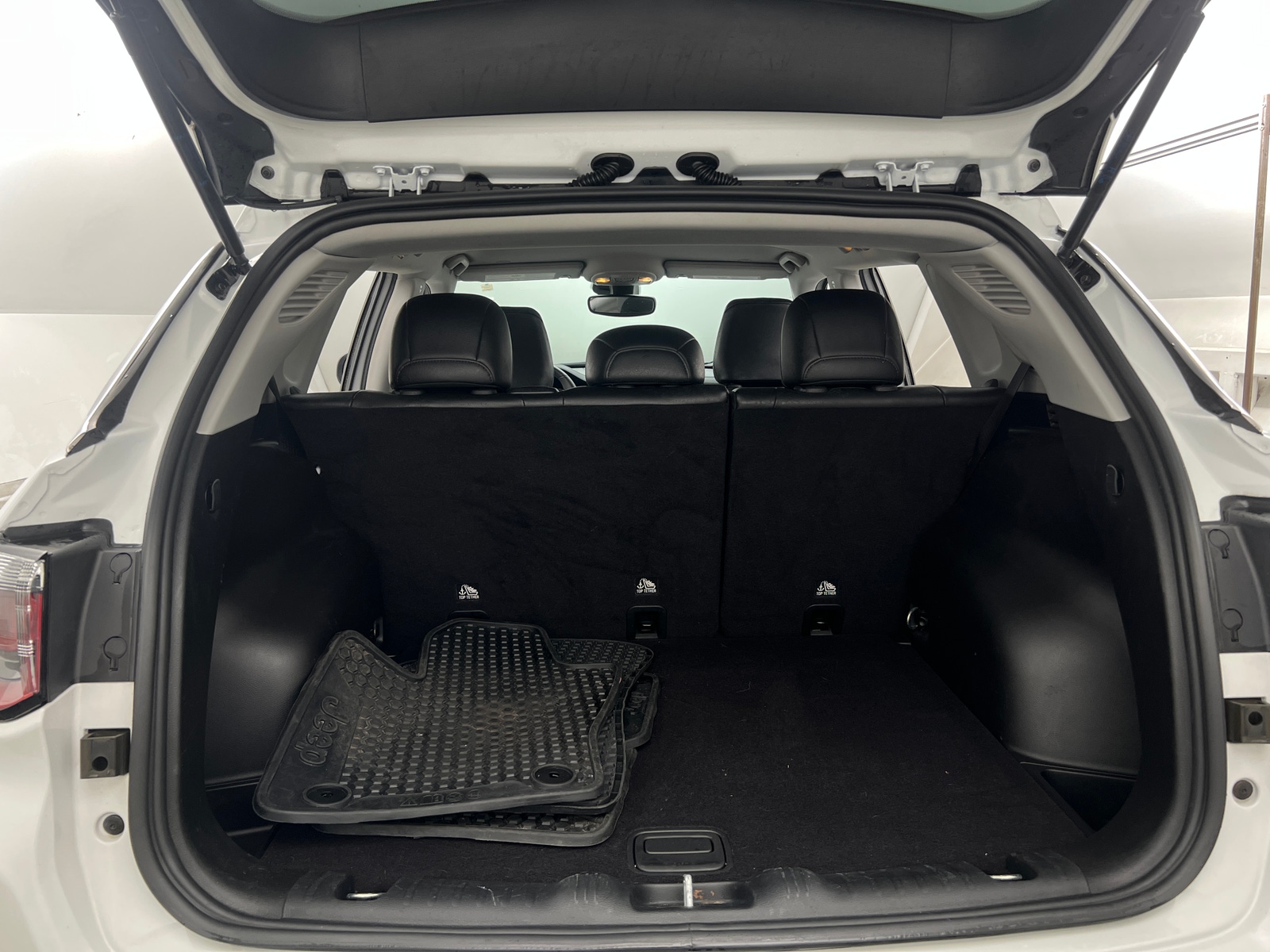 Thumbnail: 2022 Jeep Compass - 7