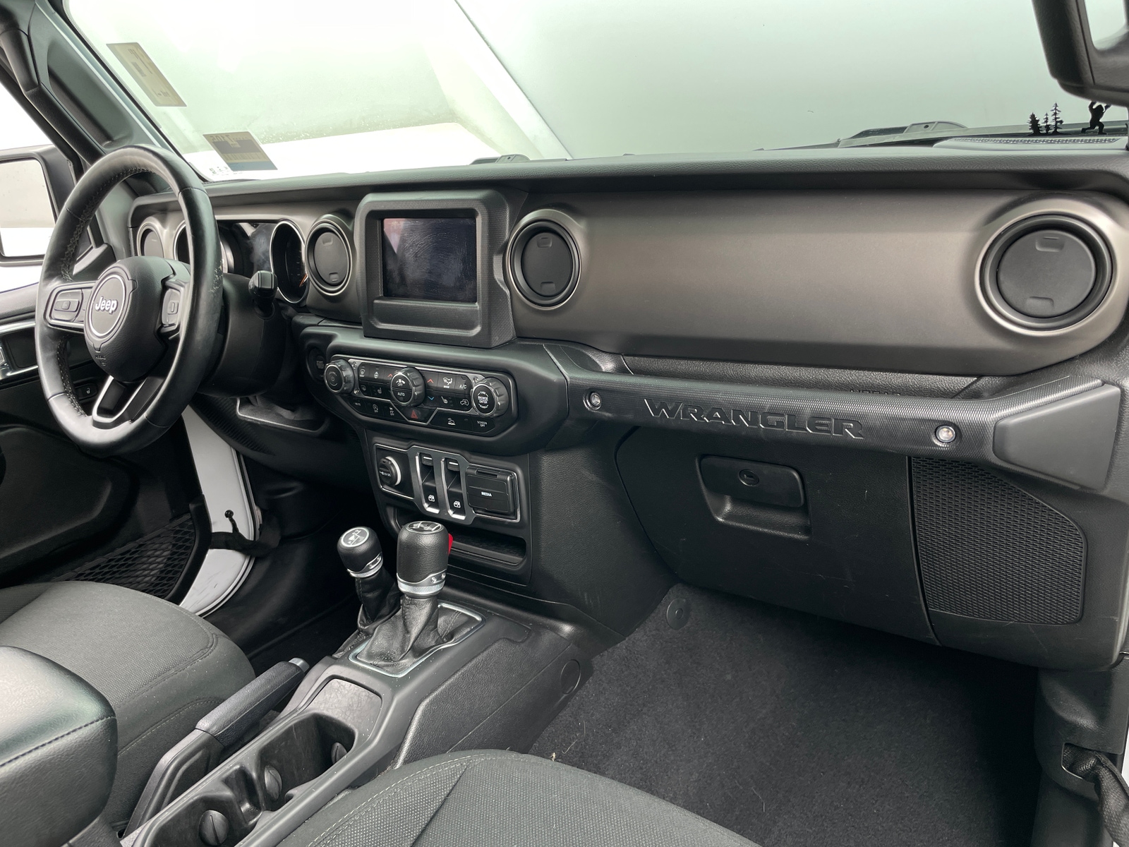 Thumbnail: 2021 Jeep Wrangler - 3