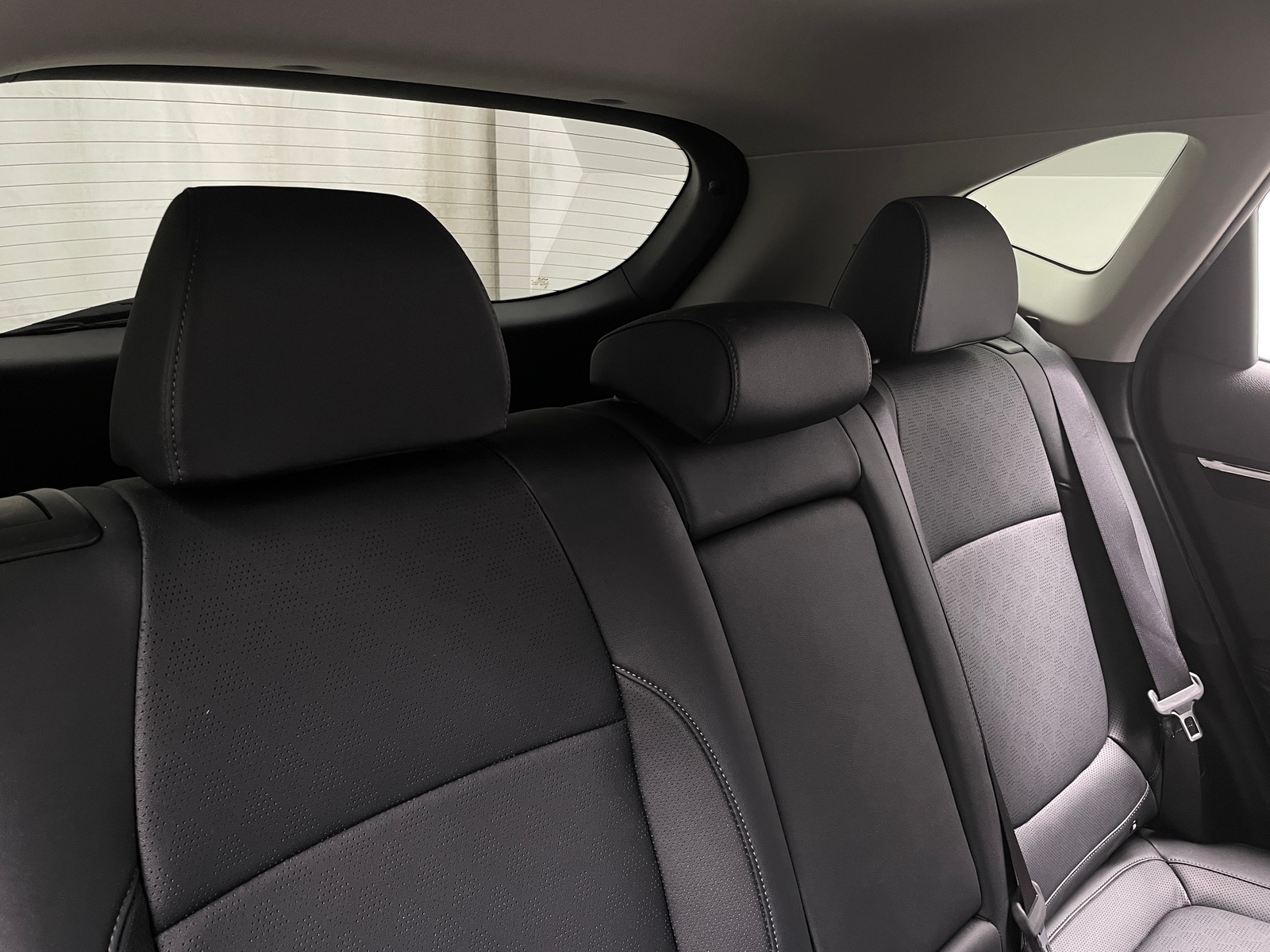 Thumbnail: 2023 Kia Seltos - 5