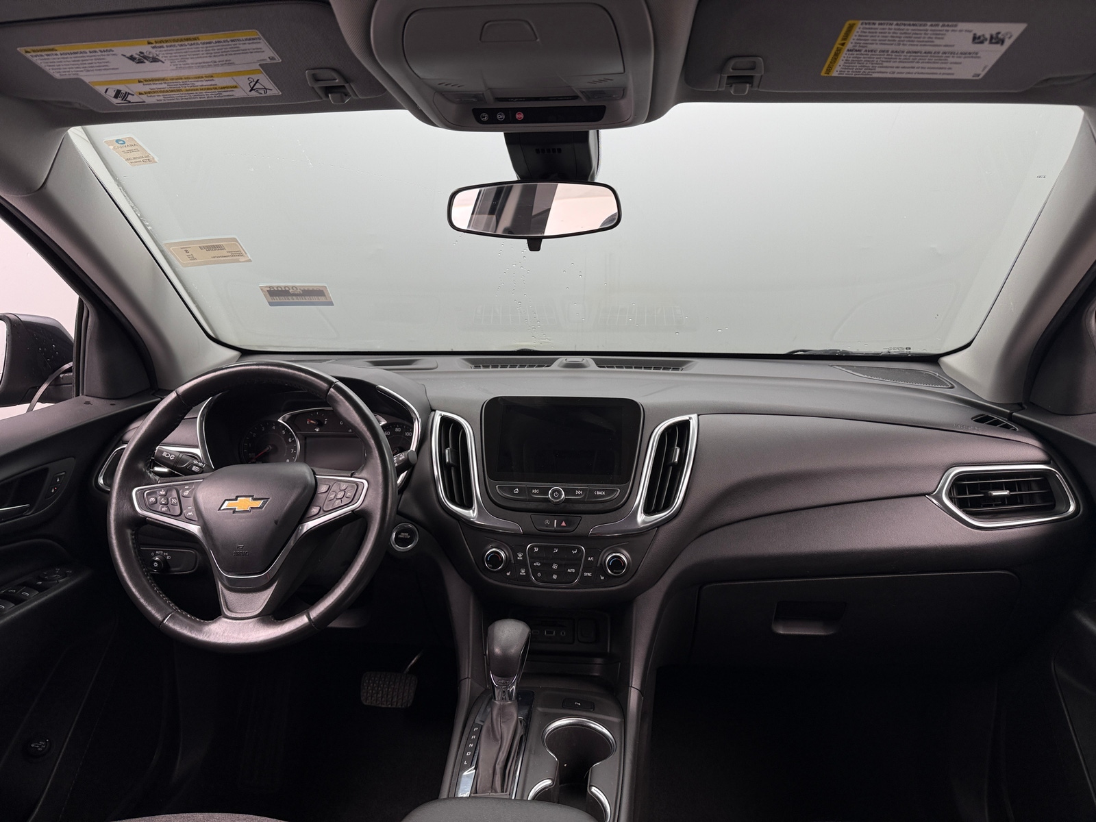 Thumbnail: 2022 Chevrolet Equinox - 3