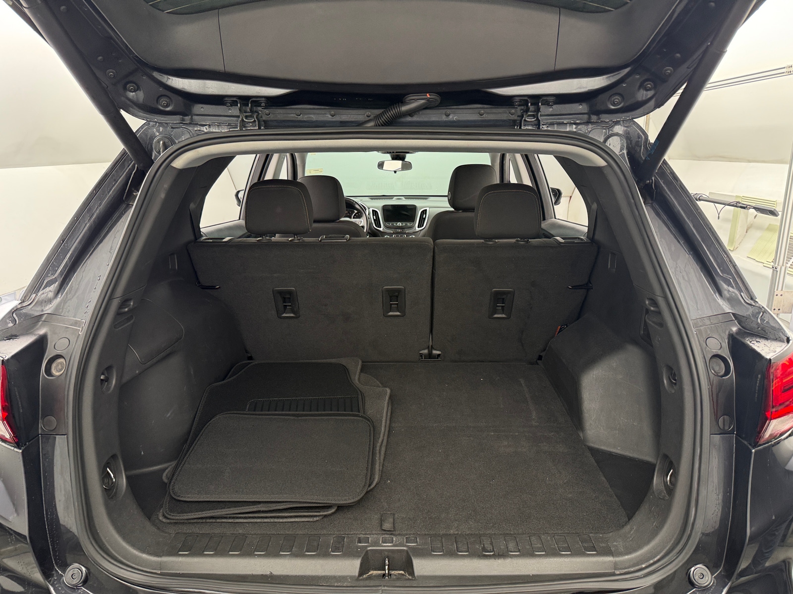 Thumbnail: 2022 Chevrolet Equinox - 7