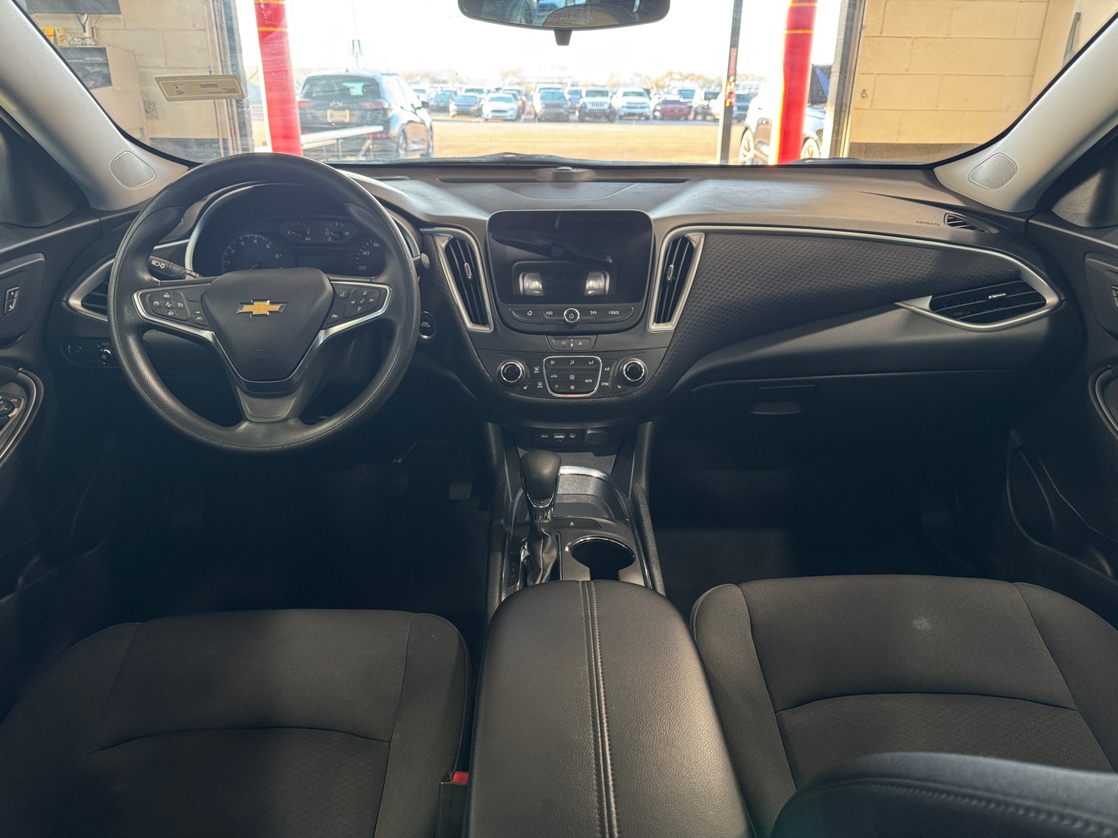 Thumbnail: 2023 Chevrolet Malibu - 3