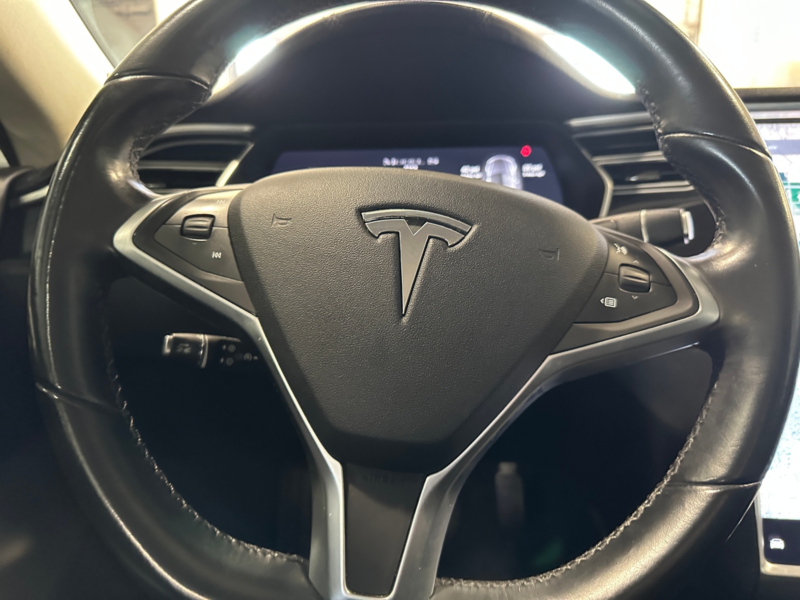 Thumbnail: 2014 Tesla Model S - 4