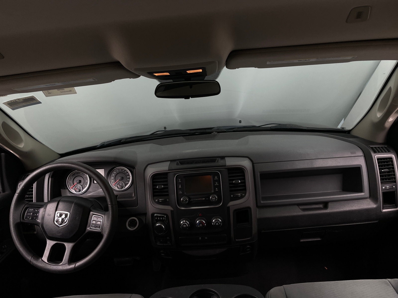 Thumbnail: 2019 RAM 1500 Classic - 3