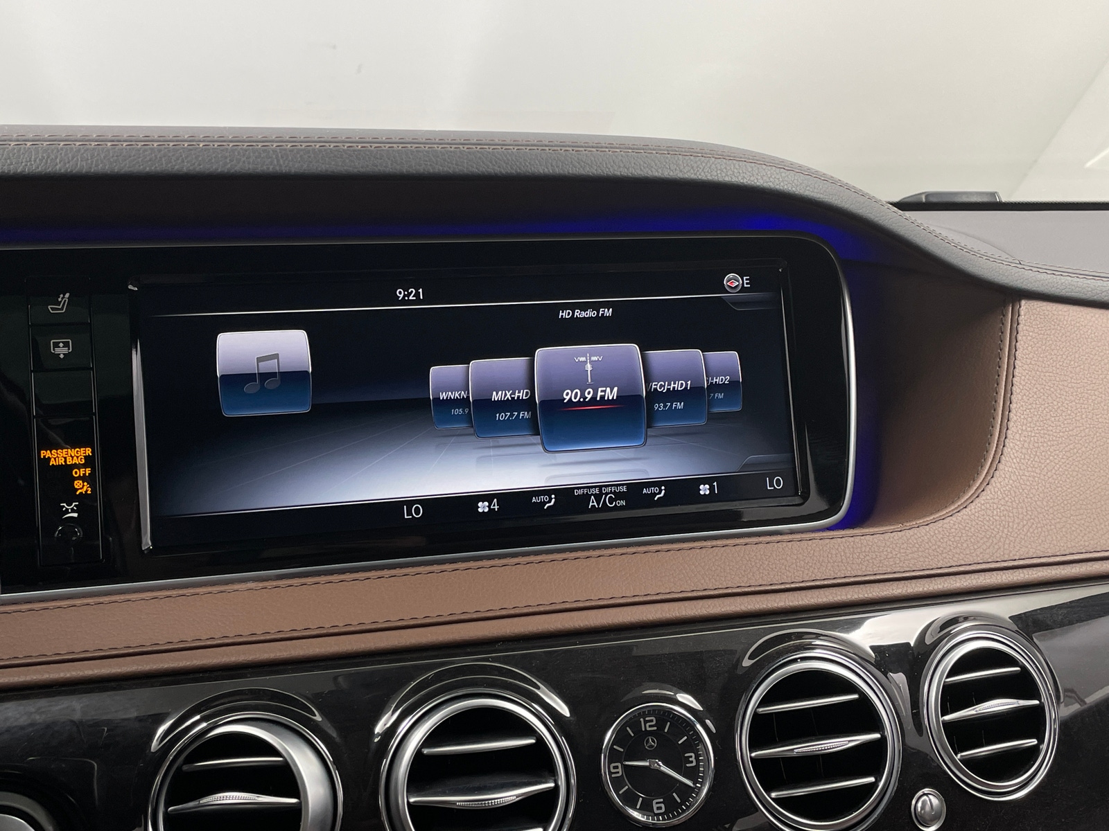 Thumbnail: 2016 Mercedes-Benz S-Class - 3