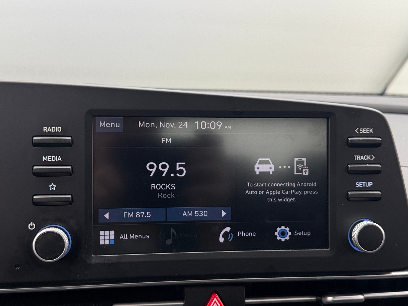 Thumbnail: 2021 Hyundai Elantra - 4