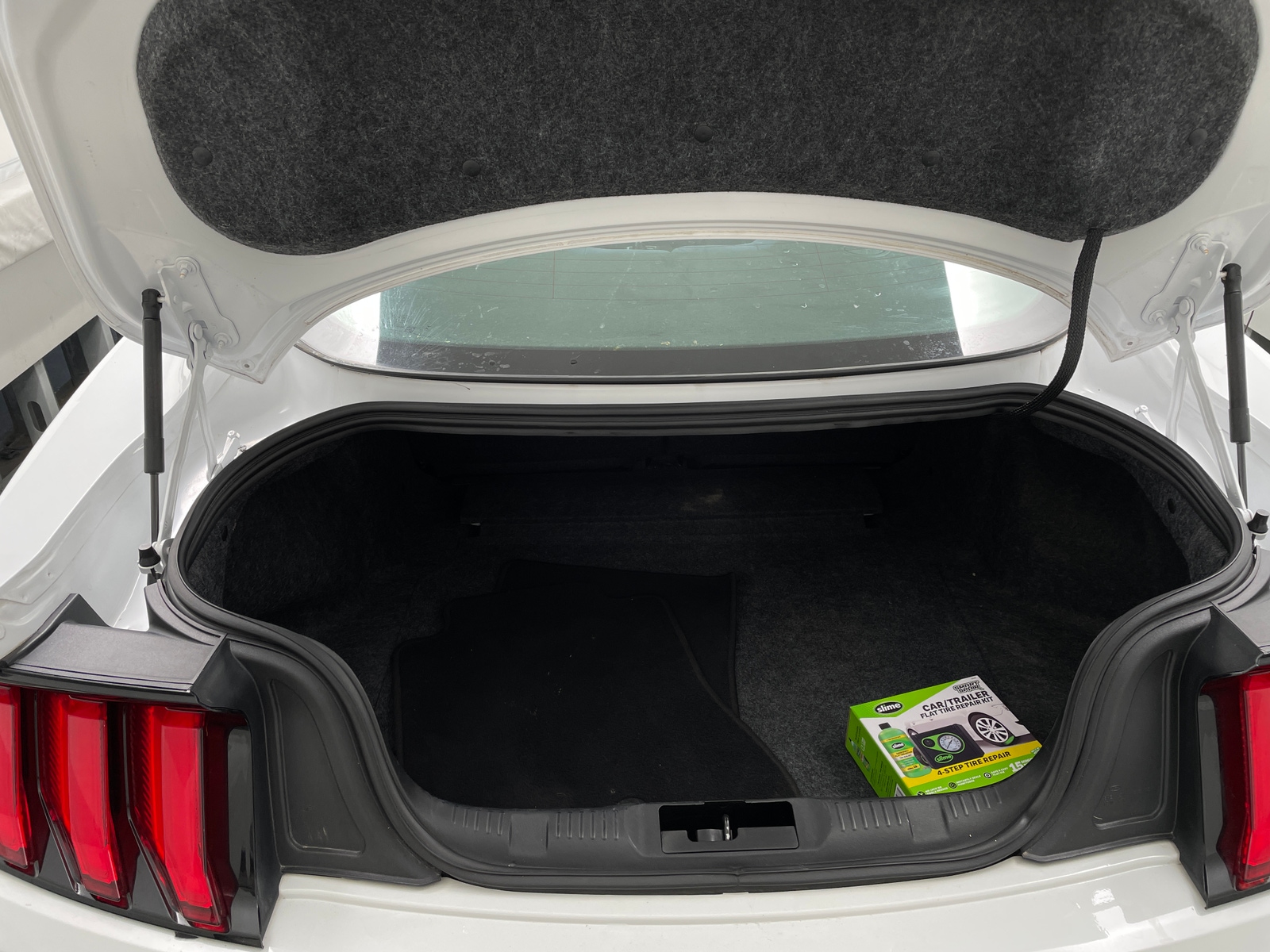 Thumbnail: 2018 Ford Mustang - 5