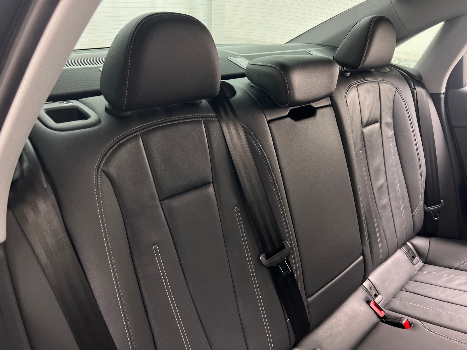 Thumbnail: 2022 Audi A4 - 5