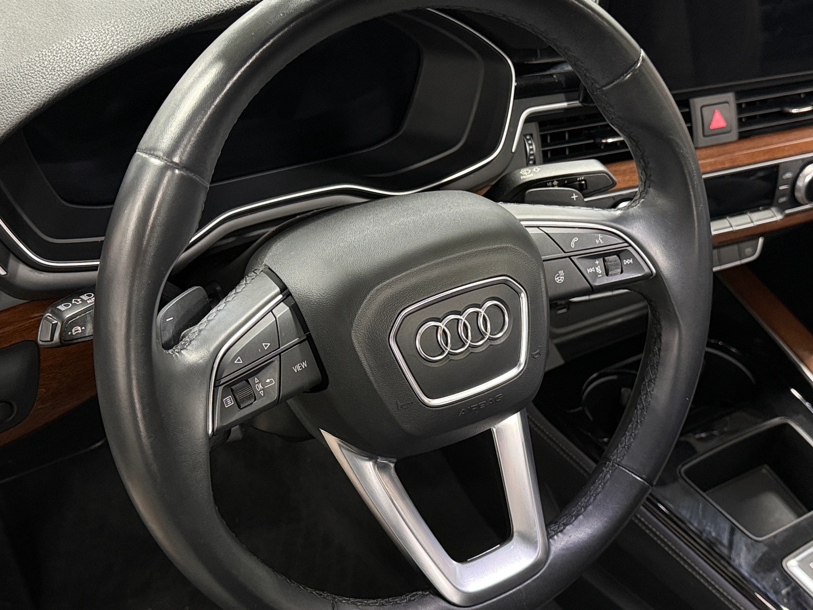 Thumbnail: 2022 Audi A4 - 4