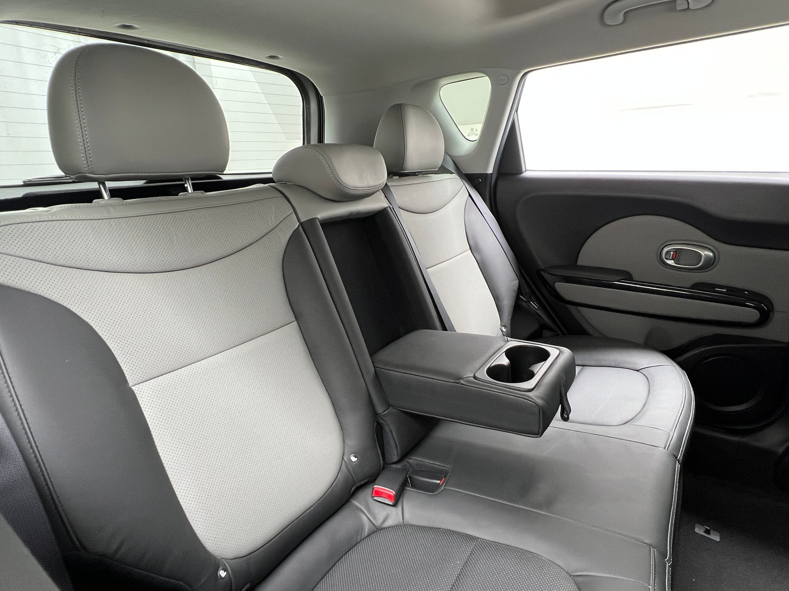 Thumbnail: 2017 Kia Soul - 6