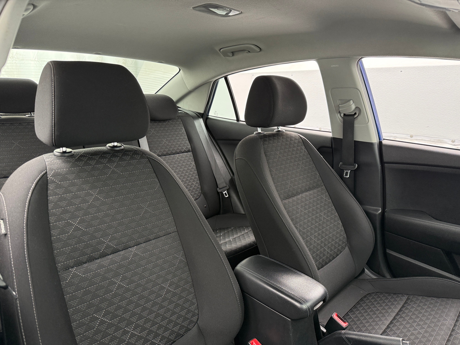 Thumbnail: 2020 Kia Rio - 2