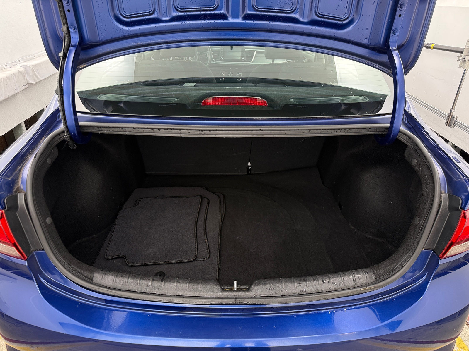 Thumbnail: 2020 Kia Rio - 7