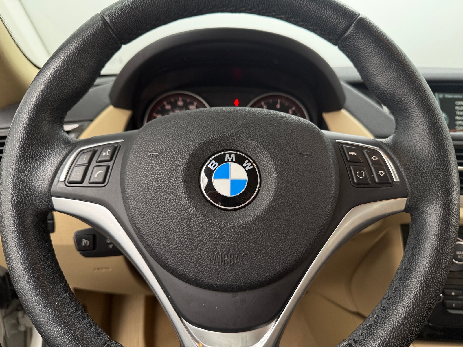 Thumbnail: 2015 BMW X1 - 4