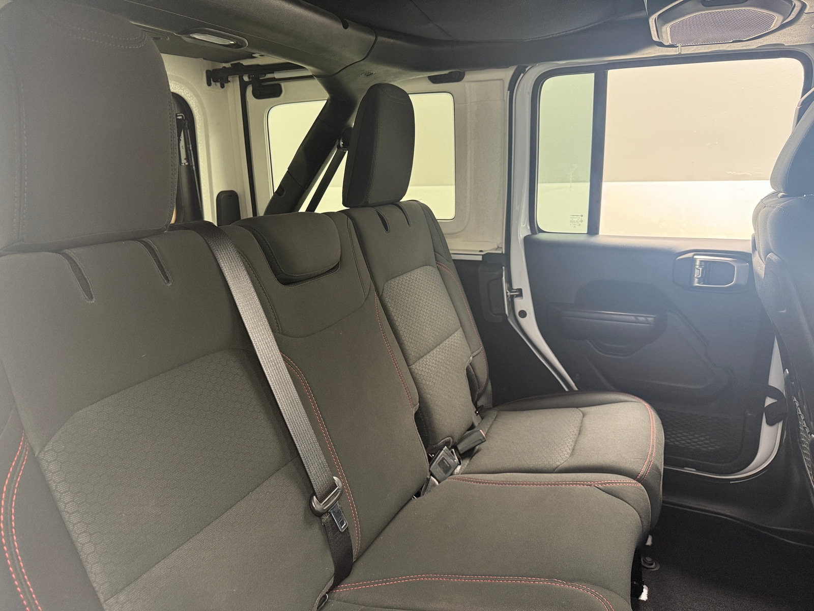 Thumbnail: 2021 Jeep Wrangler - 6