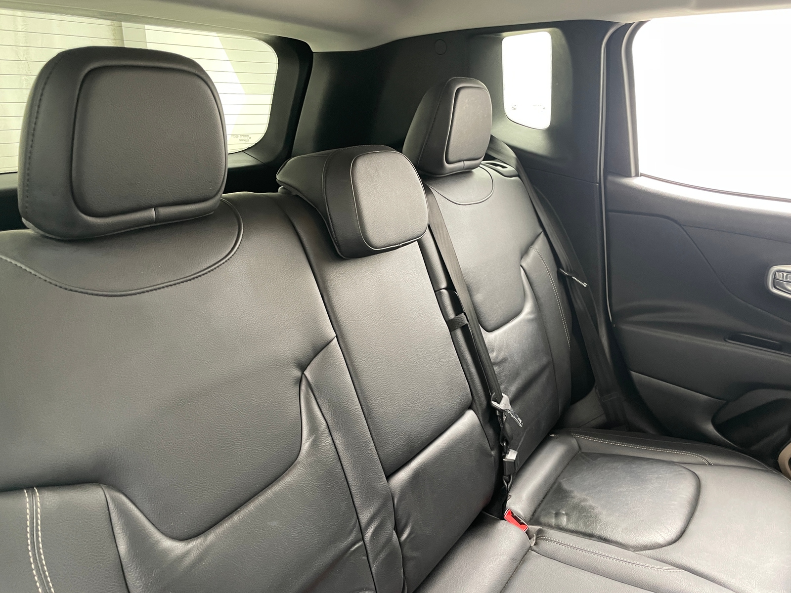 Thumbnail: 2016 Jeep Renegade - 5