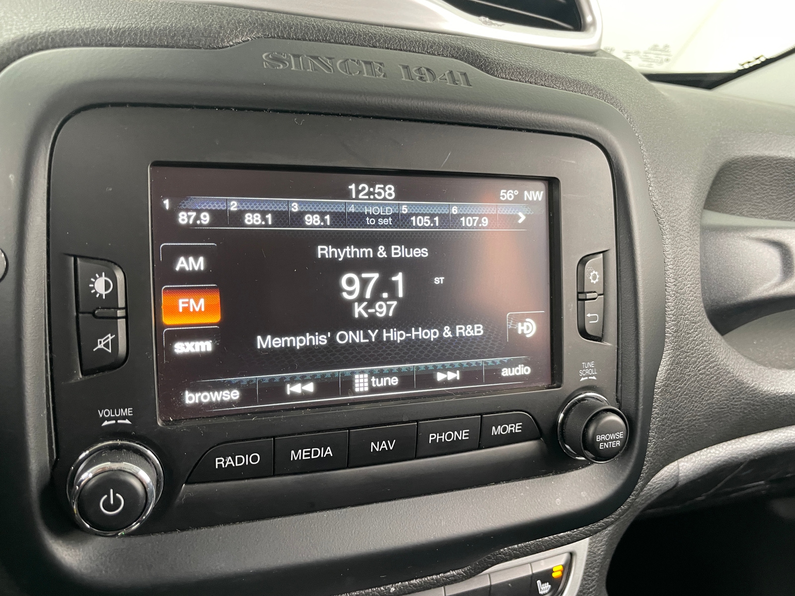 Thumbnail: 2016 Jeep Renegade - 3