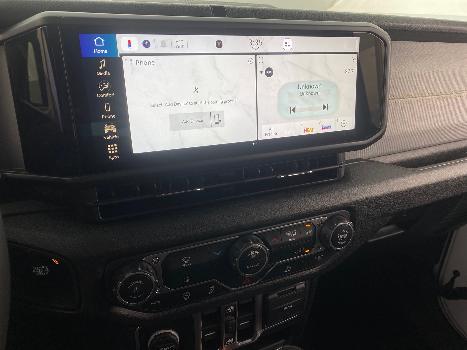 Thumbnail: 2025 Jeep Wrangler - 4