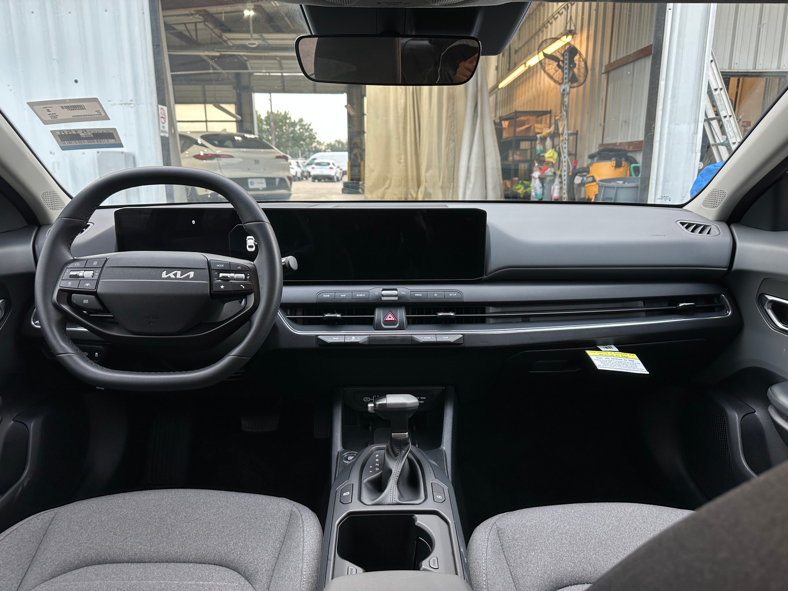 Thumbnail: 2025 Kia K4 - 3