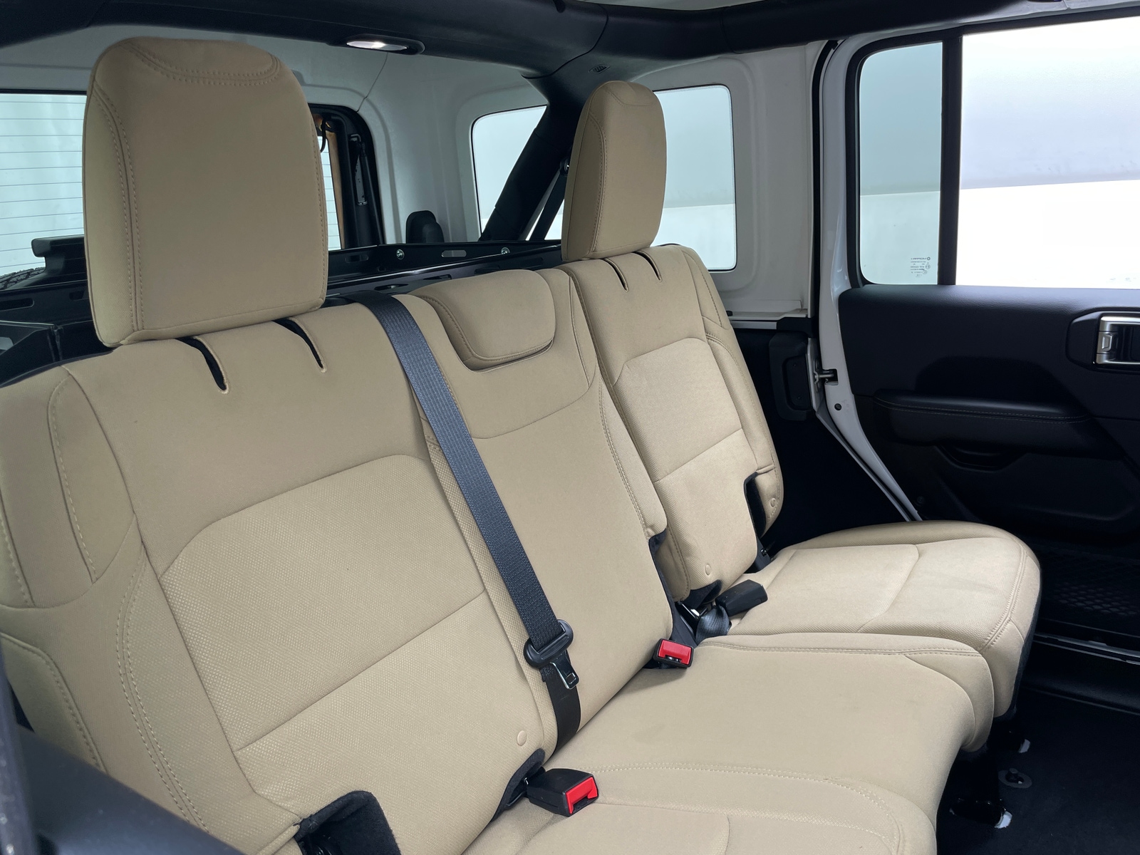 Thumbnail: 2018 Jeep Wrangler - 6