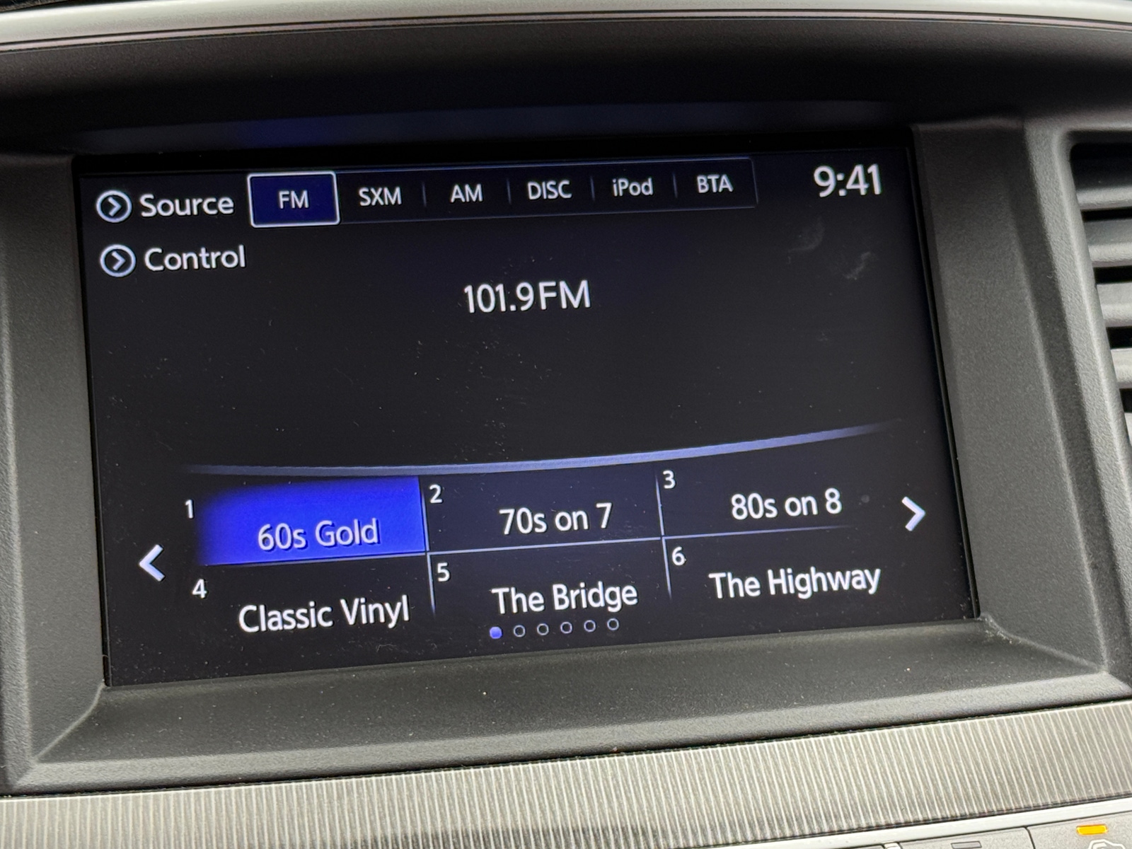 Thumbnail: 2018 INFINITI QX60 - 3