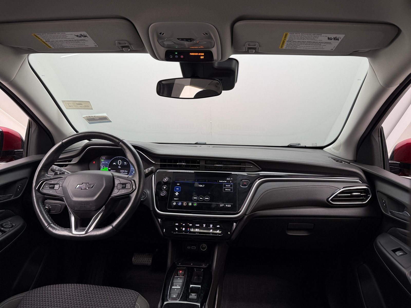 Thumbnail: 2023 Chevrolet Bolt EUV - 3