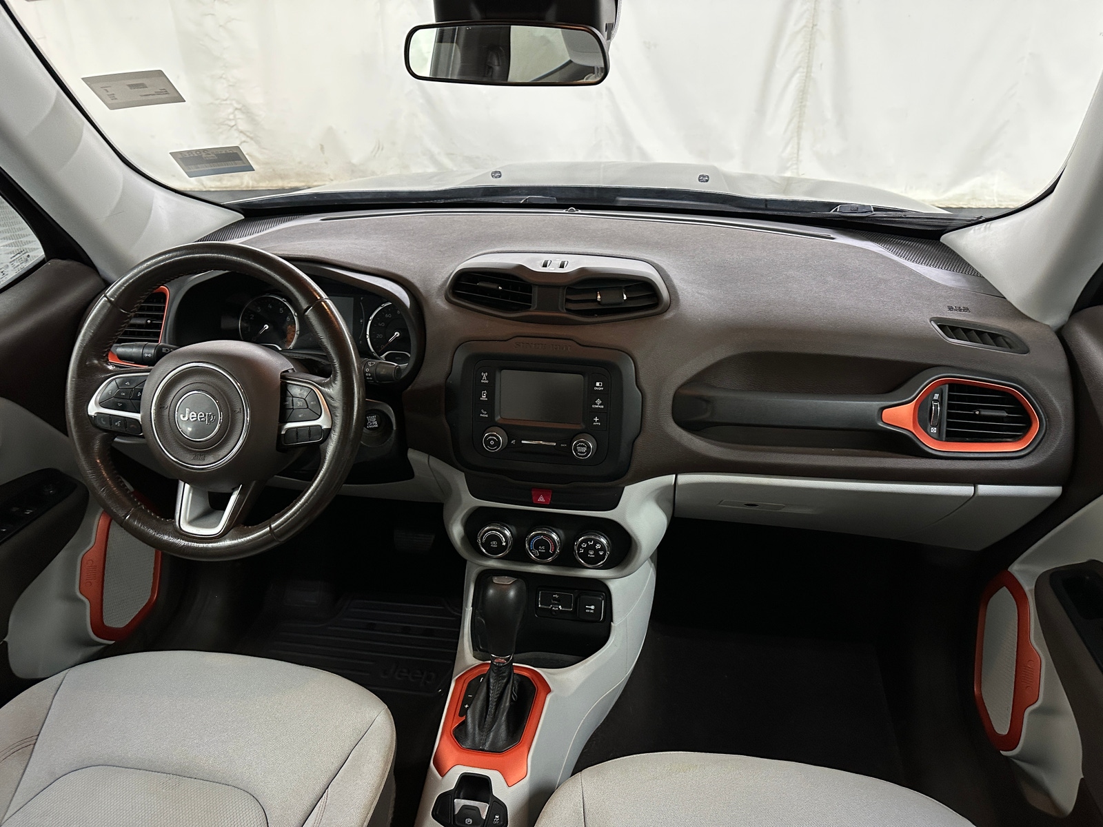Thumbnail: 2016 Jeep Renegade - 3