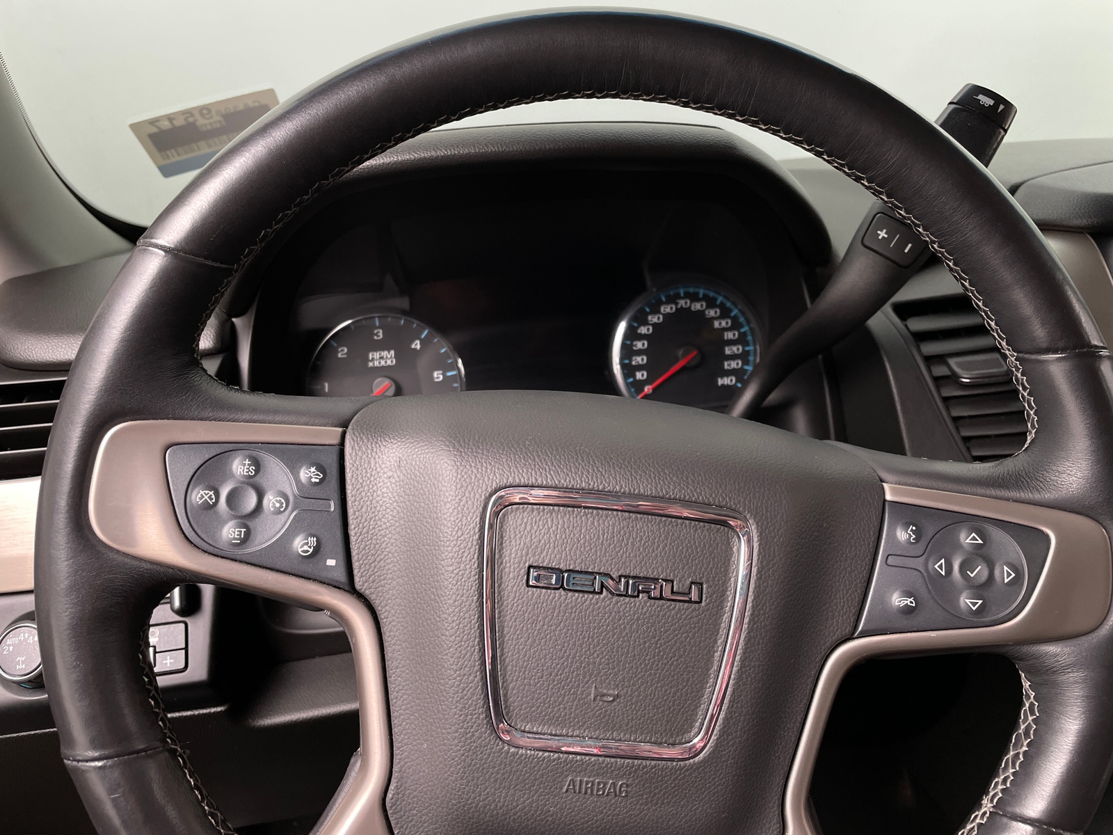 Thumbnail: 2017 GMC Yukon - 4