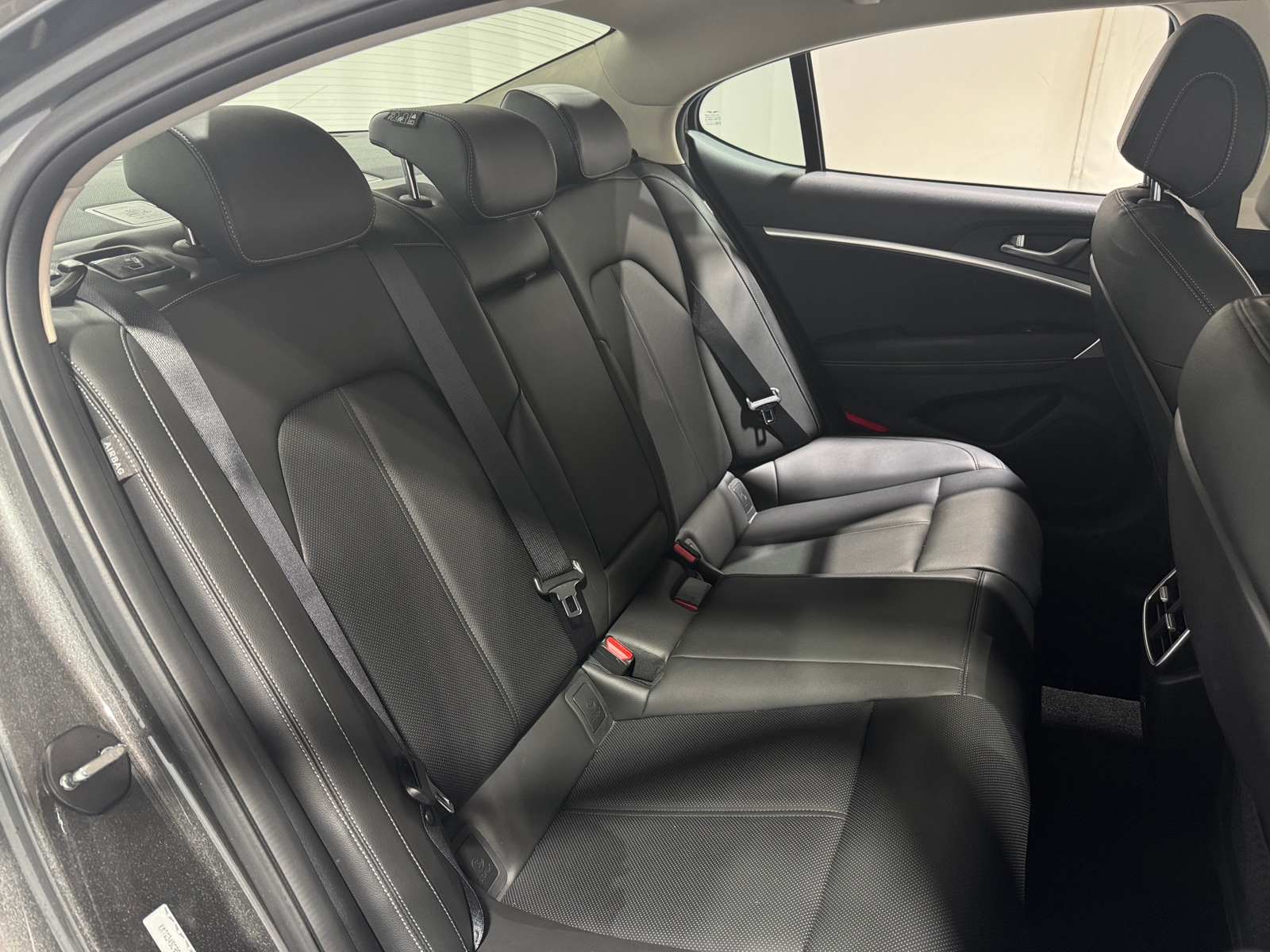 Thumbnail: 2025 Genesis G70 - 5