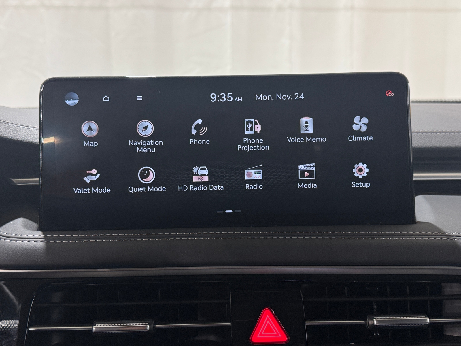 Thumbnail: 2025 Genesis G70 - 3