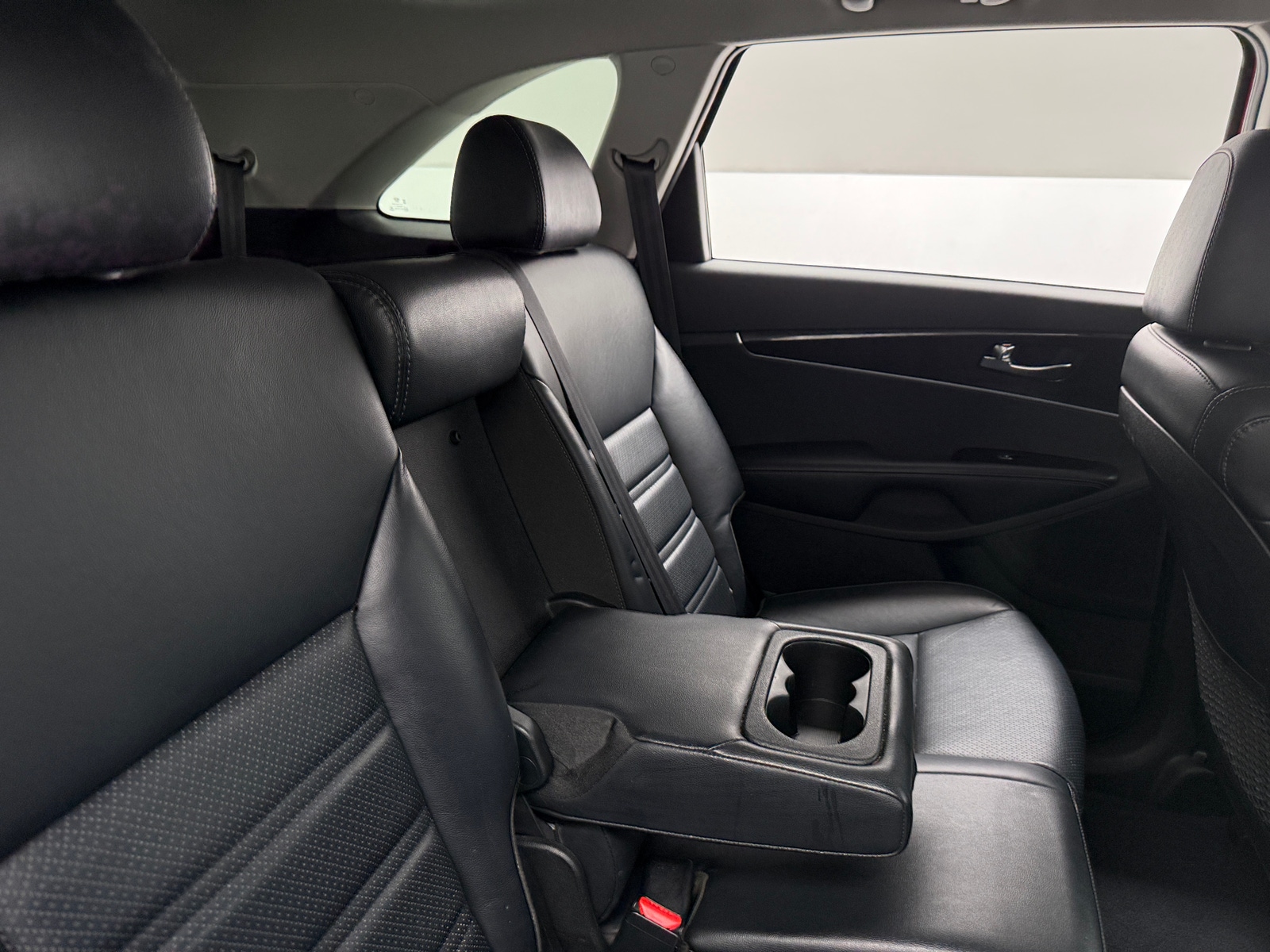 Thumbnail: 2020 Kia Sorento - 5