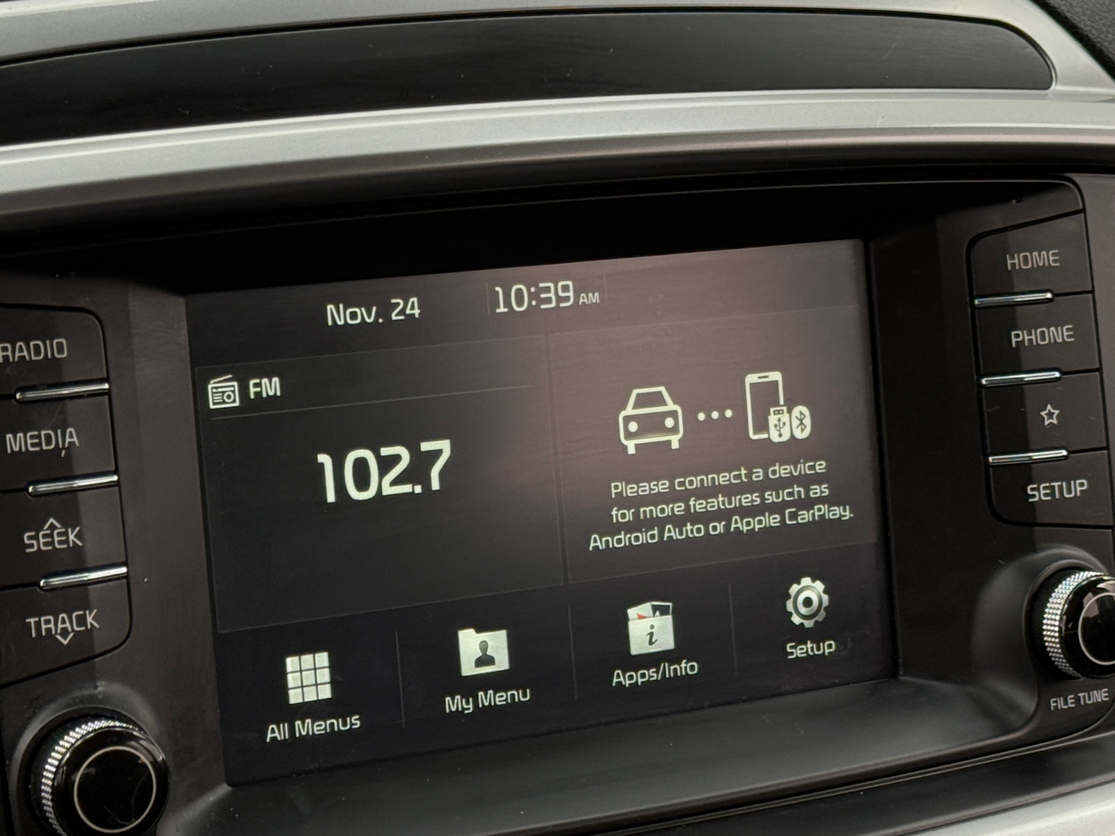 Thumbnail: 2020 Kia Sorento - 3